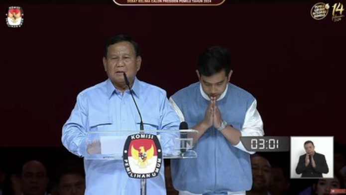 Prabowo Minta Maaf ke Anies dan Ganjar di Penghujung Debat Kelima Capres 2024